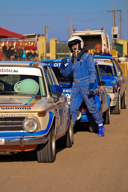 特维斯率塔列雷斯对阵博卡，赛后收到博卡赠送的纪念球衣