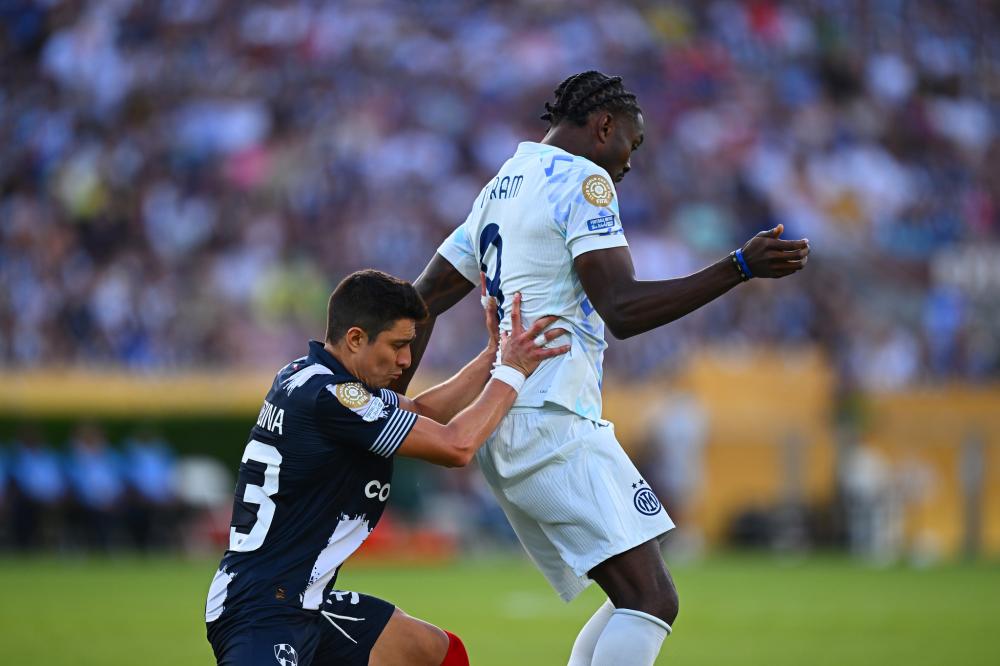 竞彩湃｜热刺主场迎来小蜜蜂，强势维拉能否阻击阿森纳？